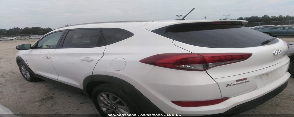 KM8J33A43GU095151 2016 HYUNDAI TUCSON photo no. 3