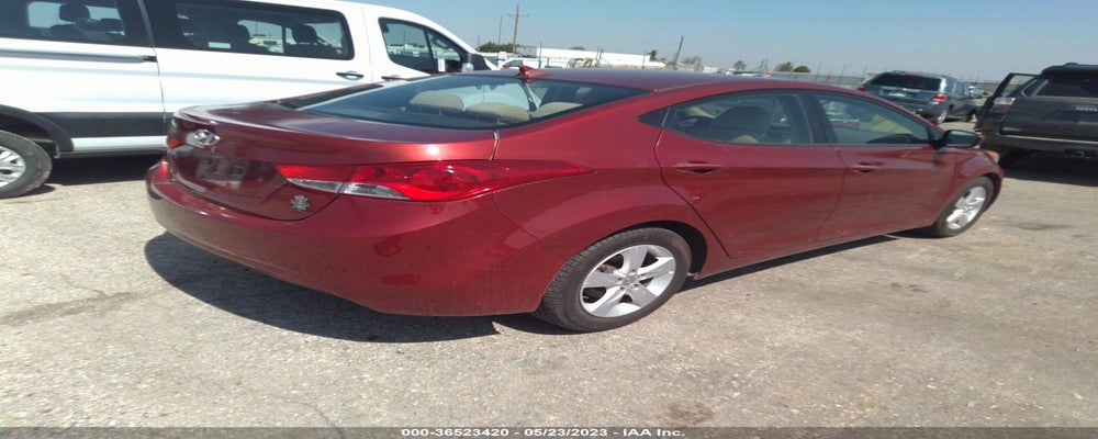 5NPDH4AE7DH353890 2013 HYUNDAI ELANTRA photo no. 4