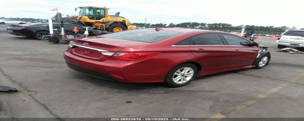 5NPEB4AC4EH826487 2014 HYUNDAI SONATA photo no. 4