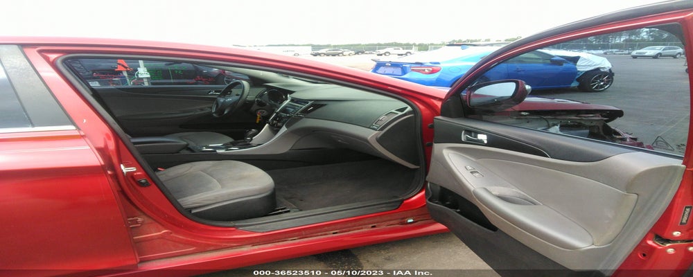 5NPEB4AC4EH826487 2014 HYUNDAI SONATA photo no. 5