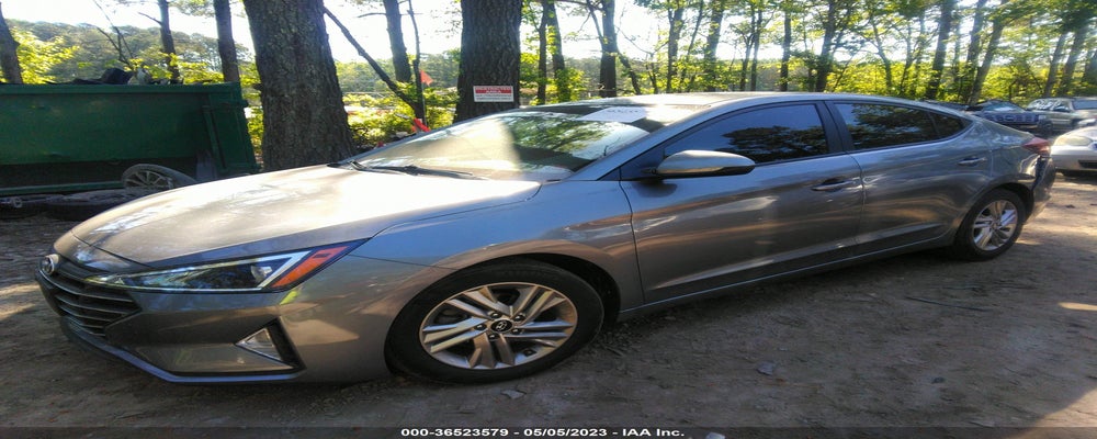 KMHD84LF2KU862810 2019 HYUNDAI ELANTRA photo no. 2
