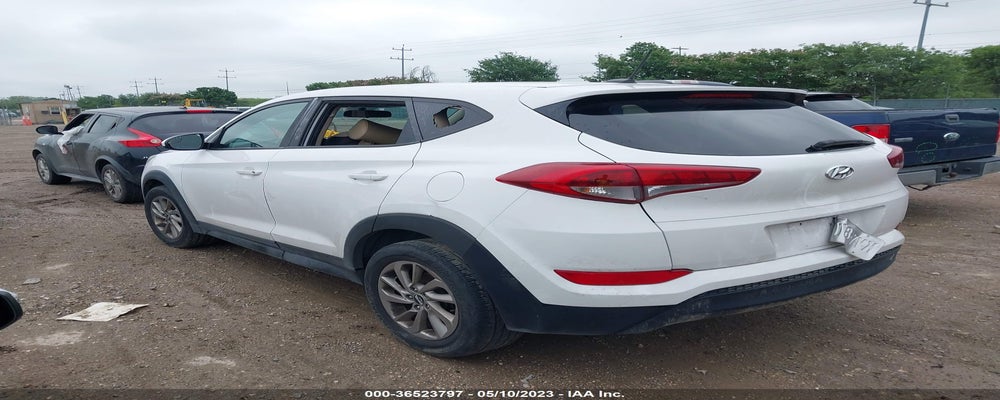 KM8J23A4XGU053305 2016 HYUNDAI TUCSON photo no. 3