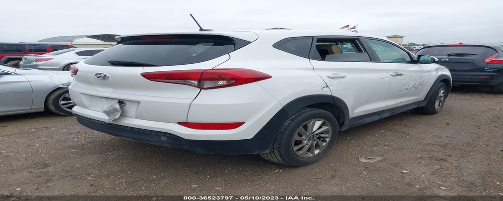 KM8J23A4XGU053305 2016 HYUNDAI TUCSON photo no. 4