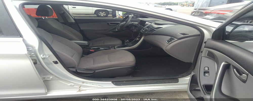 5NPDH4AE1GH696425 2016 HYUNDAI ELANTRA photo no. 5