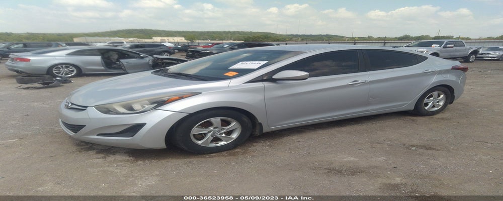 KMHDH4AE3FU229538 2015 HYUNDAI ELANTRA photo no. 2