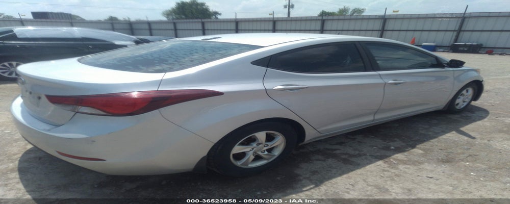 KMHDH4AE3FU229538 2015 HYUNDAI ELANTRA photo no. 4