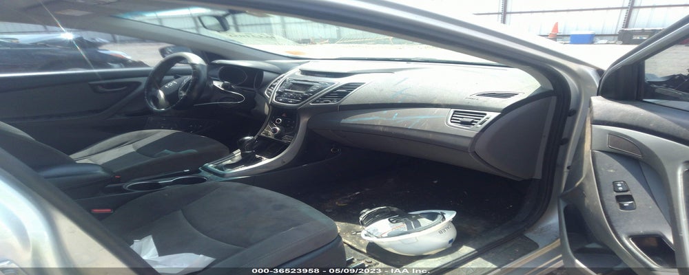 KMHDH4AE3FU229538 2015 HYUNDAI ELANTRA photo no. 5