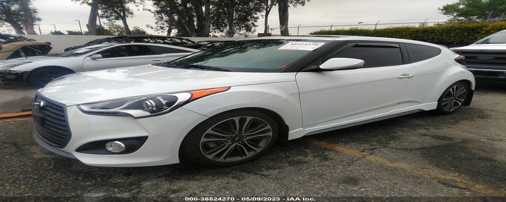 KMHTC6AE0GU299523 2016 HYUNDAI VELOSTER photo no. 2