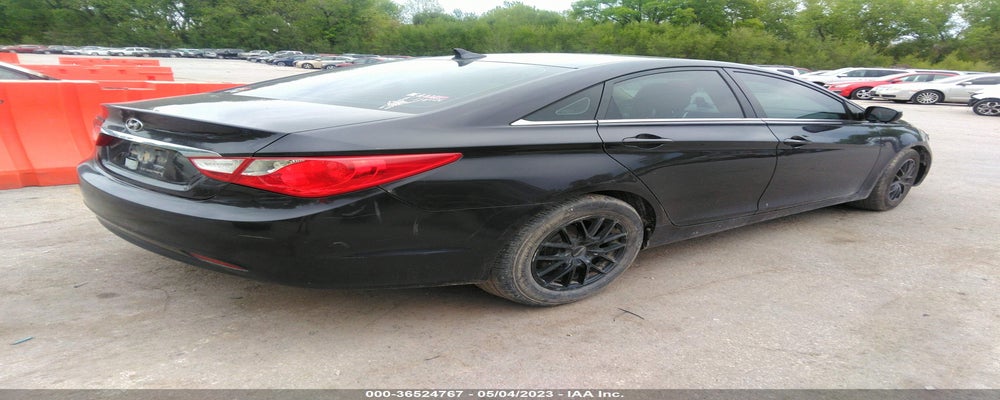 5NPEB4AC2BH020501 2011 HYUNDAI SONATA photo no. 4