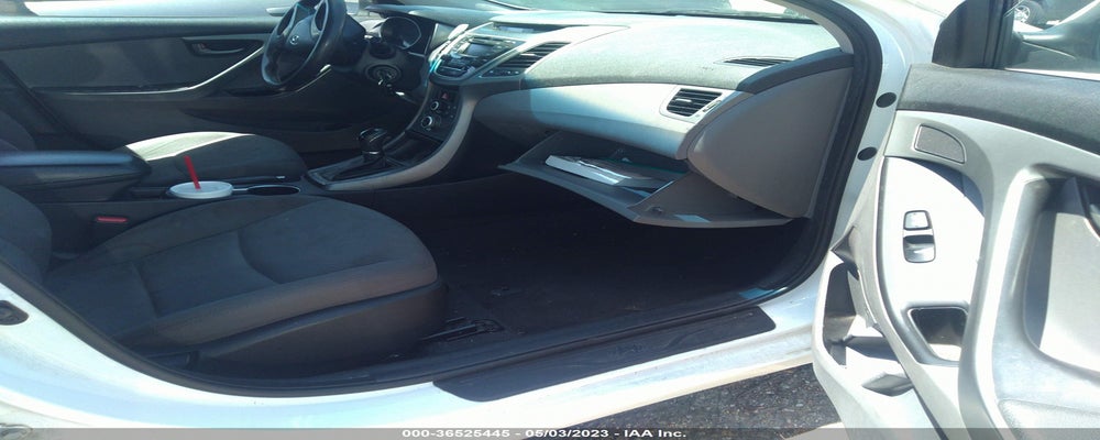 5NPDH4AE0GH755996 2016 HYUNDAI ELANTRA photo no. 5