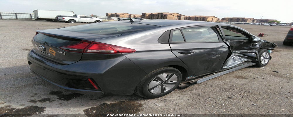 KMHC65LC5KU139479 2019 HYUNDAI IONIQ HYBRID photo no. 4