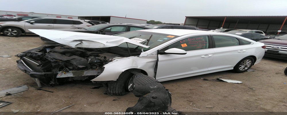 5NPE24AF0KH778346 2019 HYUNDAI SONATA photo no. 2