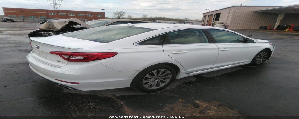 5NPE34AF5FH028332 2015 HYUNDAI SONATA photo no. 4