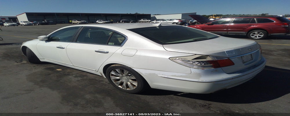 KMHGC4DE9AU075885 2010 HYUNDAI GENESIS photo no. 3