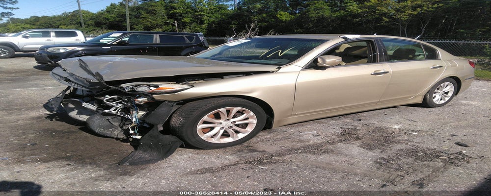 KMHGC4DD5CU175752 2012 HYUNDAI GENESIS photo no. 2