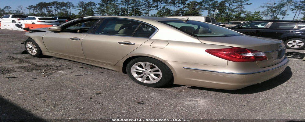 KMHGC4DD5CU175752 2012 HYUNDAI GENESIS photo no. 3