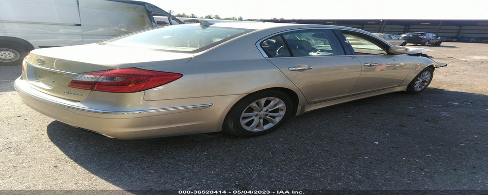 KMHGC4DD5CU175752 2012 HYUNDAI GENESIS photo no. 4