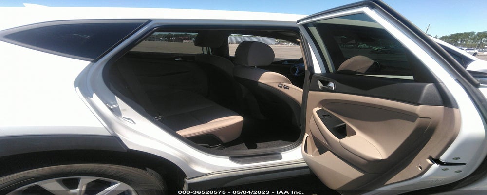 KM8J23A44KU032717 2019 HYUNDAI TUCSON photo no. 8