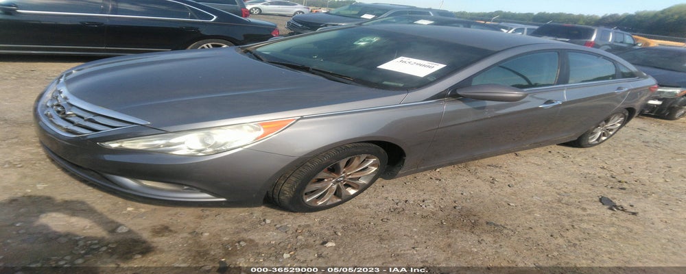 5NPEC4AC5BH246982 2011 HYUNDAI SONATA photo no. 2