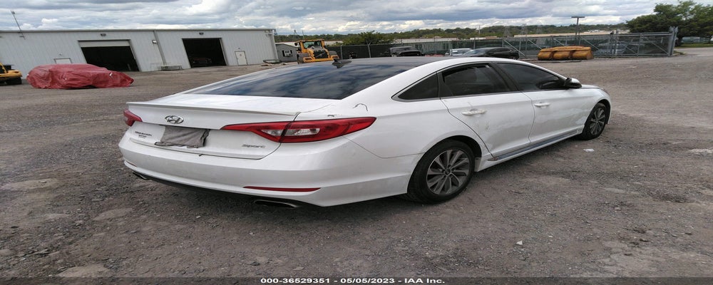 5NPE34AF6FH113308 2015 HYUNDAI SONATA photo no. 4