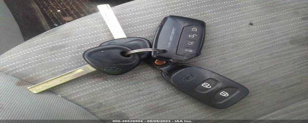 KMHCT4AE6FU923568 2015 HYUNDAI ACCENT photo no. 11