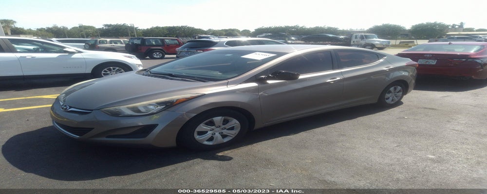 5NPDH4AE8GH755664 2016 HYUNDAI ELANTRA photo no. 2
