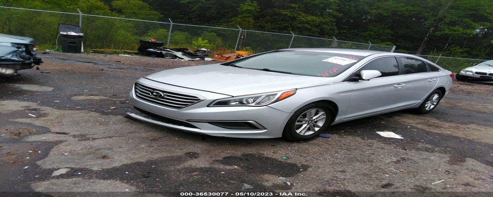 5NPE24AF9HH520092 2017 HYUNDAI SONATA photo no. 2