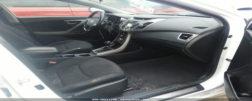 5NPDH4AEXFH589033 2015 HYUNDAI ELANTRA photo no. 5
