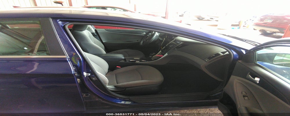 5NPEB4AC8CH4713   2012 HYUNDAI SONATA photo no. 5