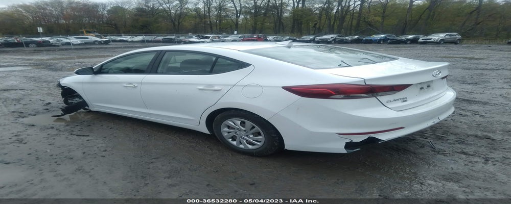 5NPD74LF6JH385993 2018 HYUNDAI ELANTRA photo no. 3
