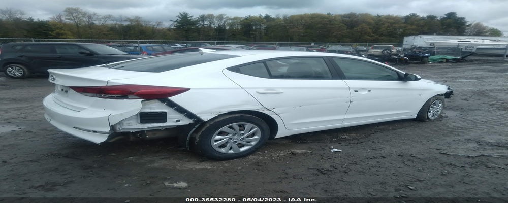 5NPD74LF6JH385993 2018 HYUNDAI ELANTRA photo no. 4