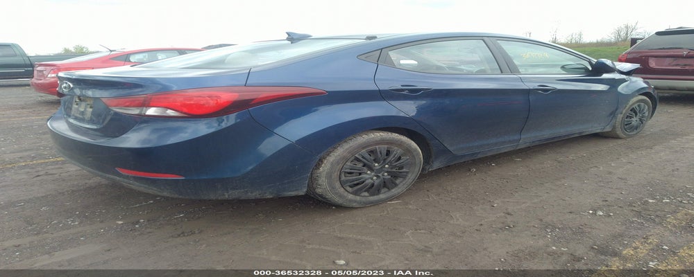 5NPDH4AE8GH783187 2016 HYUNDAI ELANTRA photo no. 4