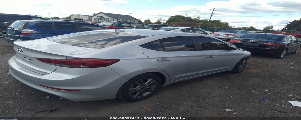 5NPD84LF7JH260319 2018 HYUNDAI ELANTRA photo no. 4