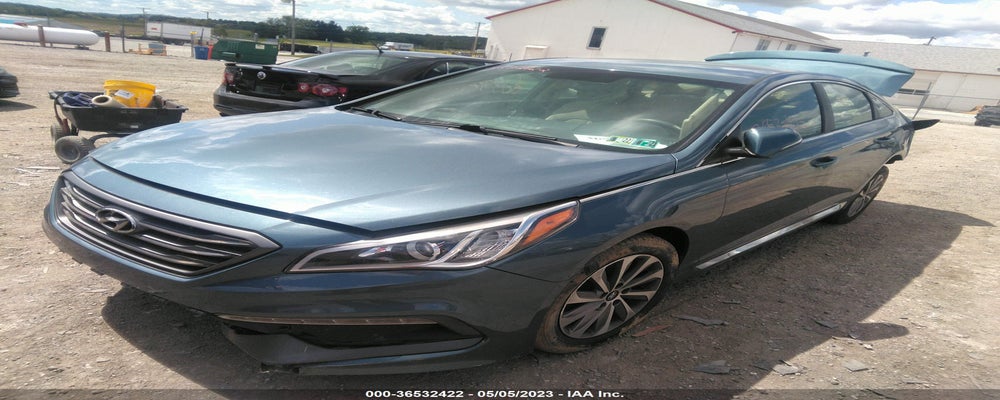 5NPE34AF9FH105879 2015 HYUNDAI SONATA photo no. 2