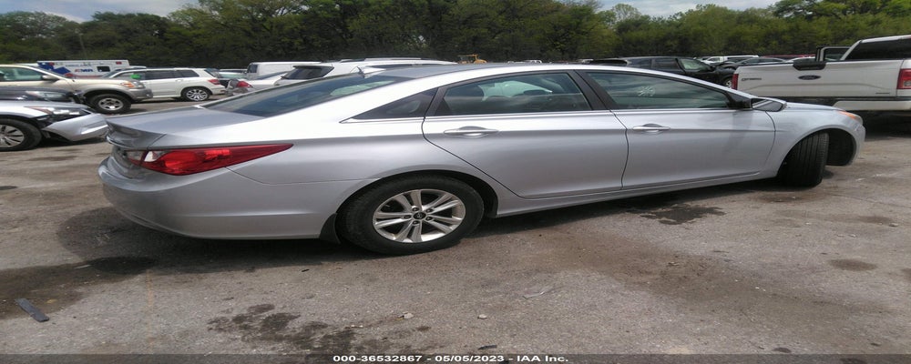 5NPEB4AC9DH685432 2013 HYUNDAI SONATA photo no. 4