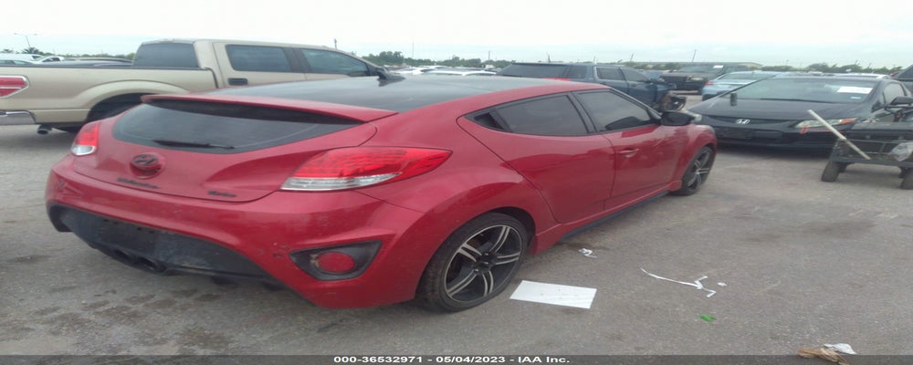 KMHTC6AE3DU122637 2013 HYUNDAI VELOSTER photo no. 4