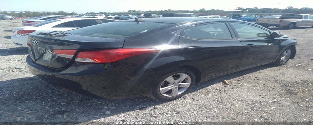 5NPDH4AE2DH333014 2013 HYUNDAI ELANTRA photo no. 4