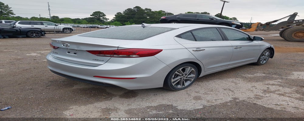 5NPD84LF9HH006010 2017 HYUNDAI ELANTRA photo no. 4