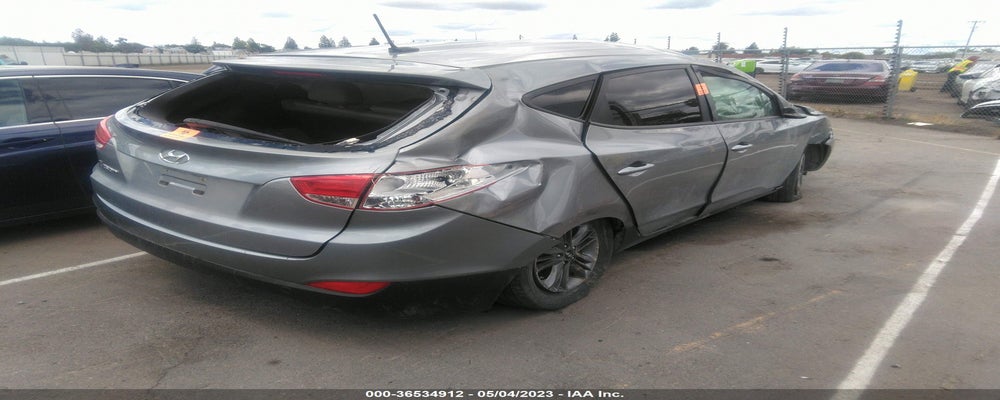 KM8JT3AF7FU102392 2015 HYUNDAI TUCSON photo no. 4
