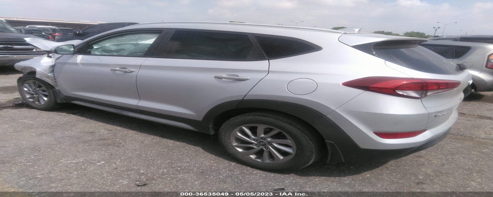 KM8J33A45JU651709 2018 HYUNDAI TUCSON photo no. 3
