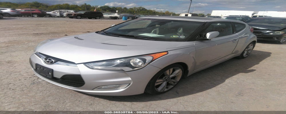 KMHTC6AD6CU035689 2012 HYUNDAI VELOSTER photo no. 2