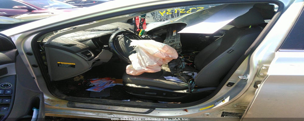 KMHDH4AE0FU283878 2015 HYUNDAI ELANTRA photo no. 5
