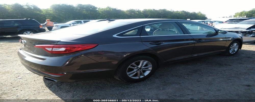 5NPE24AF0FH135307 2015 HYUNDAI SONATA photo no. 4
