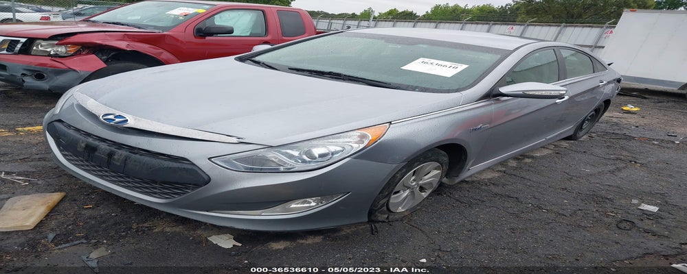 KMHEC4A47FA137179 2015 HYUNDAI SONATA HYBRID photo no. 2