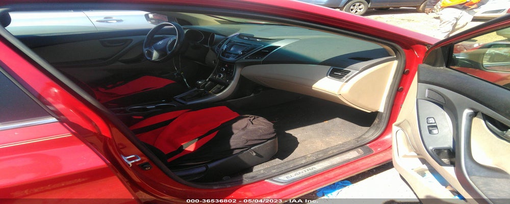 KMHDH4AE0GU600575 2016 HYUNDAI ELANTRA photo no. 5