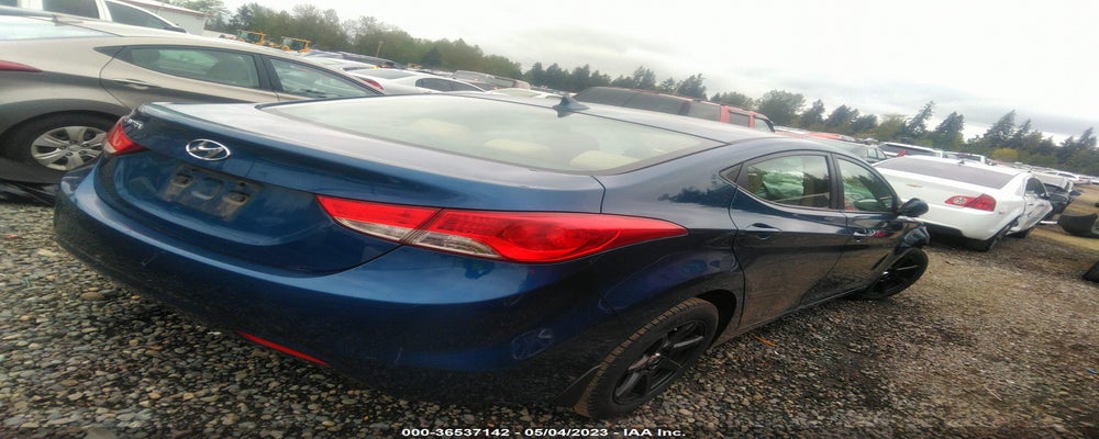 KMHDH4AE3DU952089 2013 HYUNDAI ELANTRA photo no. 4