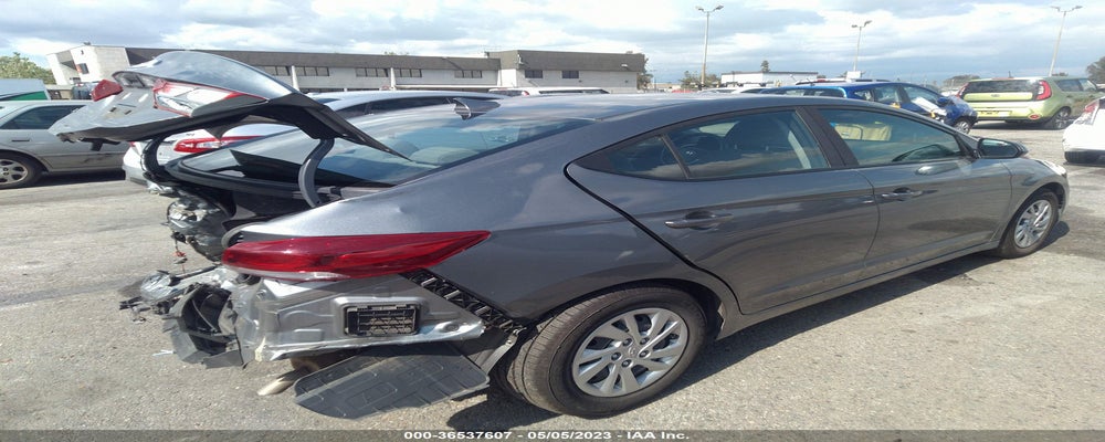 KMHD74LF9HU417413 2017 HYUNDAI ELANTRA photo no. 4