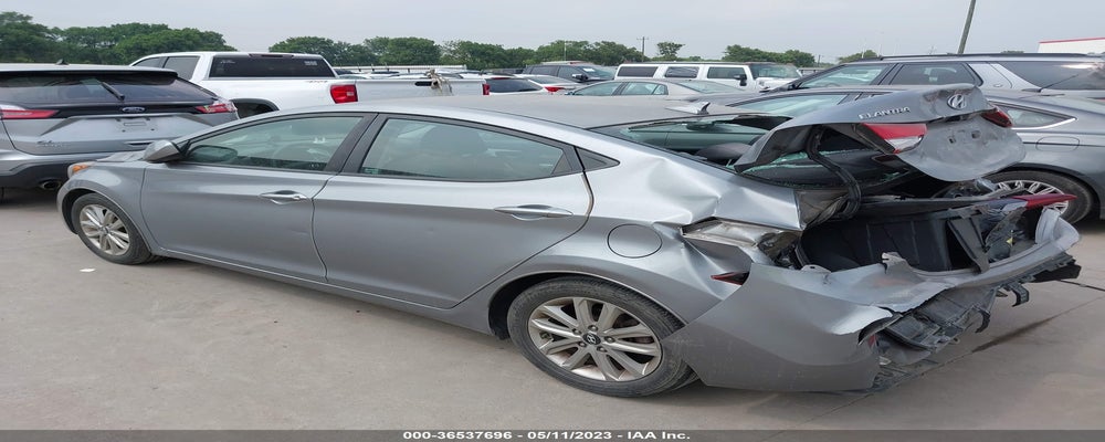 KMHDH4AE6FU450082 2015 HYUNDAI ELANTRA photo no. 3
