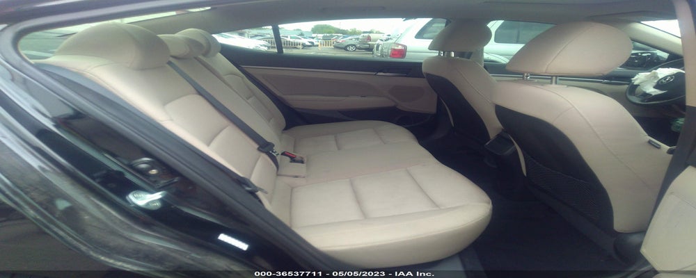 KMHD84LF5HU321131 2017 HYUNDAI ELANTRA photo no. 8