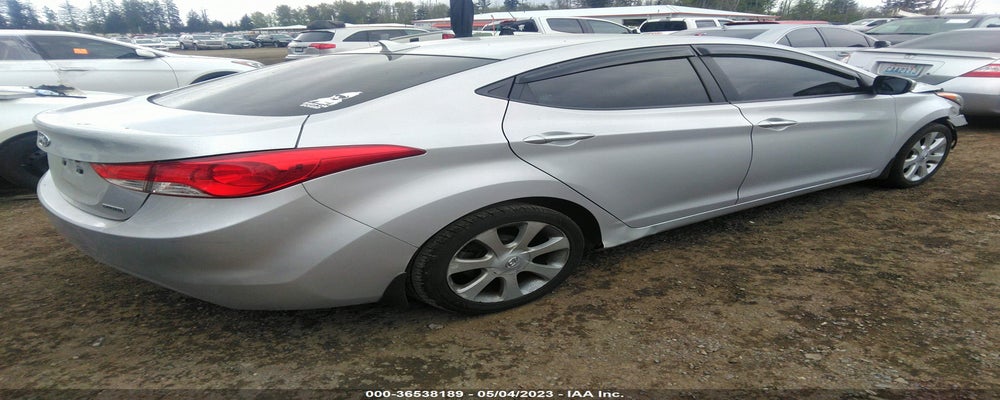 KMHDH4AE1DU693375 2013 HYUNDAI ELANTRA photo no. 4